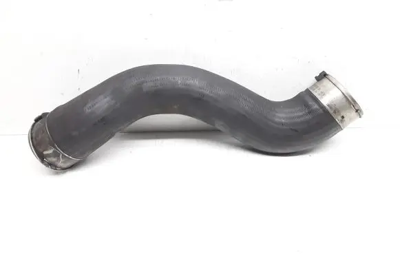 Mercedes-Benz E W212 Intercooler hose/pipe A2045282182