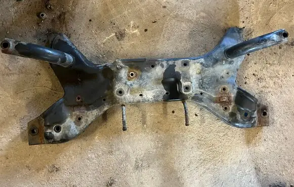 Mitsubishi Colt Front subframe