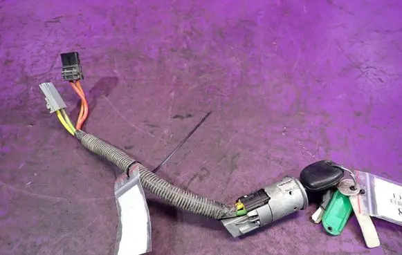 Renault Master II Ignition lock 