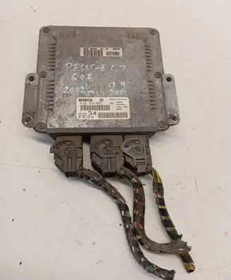 Peugeot 607 Engine control unit/module 0281010880 EDC15C2 9645534380