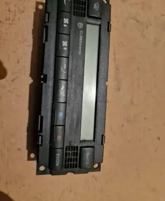 Volkswagen Golf IV Air conditioner control unit module 