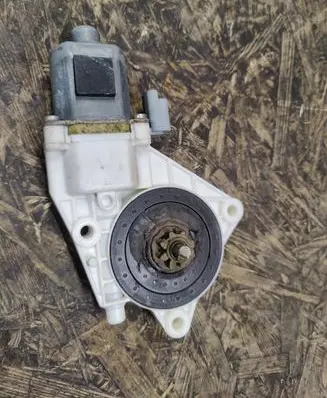 KIA Magentis Front door window regulator motor 834502G000 0130822269
