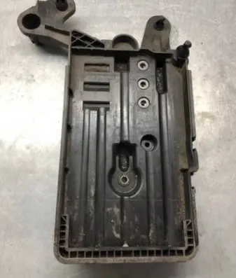 Audi A3 S3 8V Battery tray 5Q0915321G 5Q0915331H