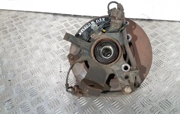 Nissan Navara D22 Front wheel hub 479102S700