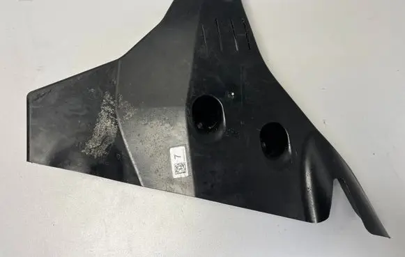 BMW X2 U10 Rear underbody cover/under tray 6897717
