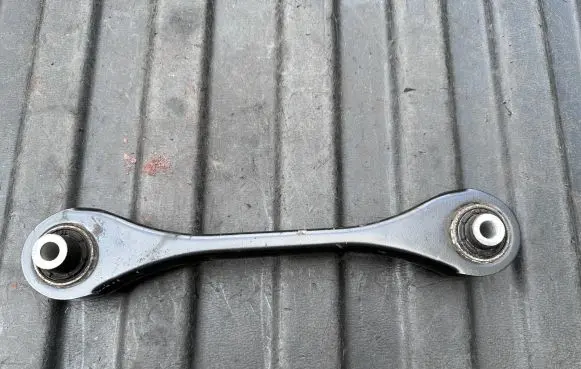 Volkswagen Touran III Rear upper control arm/wishbone 5Q0501529C