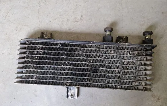 Mitsubishi L200 Engine oil radiator 