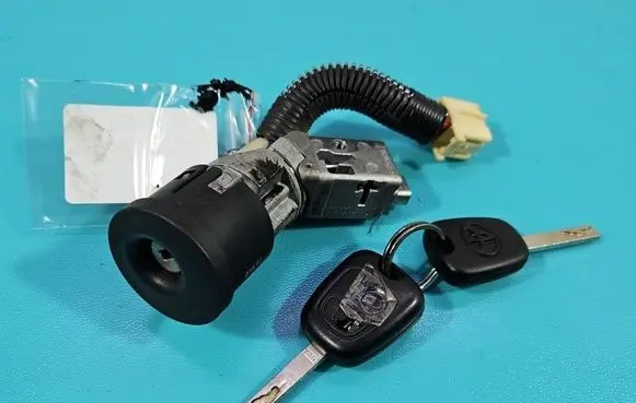 Toyota Aygo AB10 Ignition lock IMPRK1558850