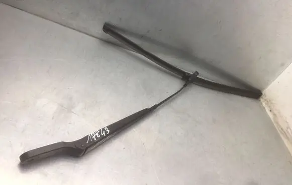 Citroen C5 Windshield/front glass wiper blade 071956