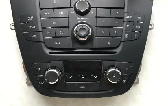 Head unit multimedia control
