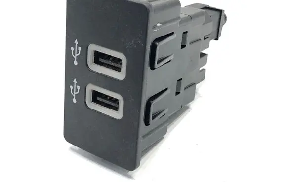 Ford Ranger USB socket connector HC3T14F014BE