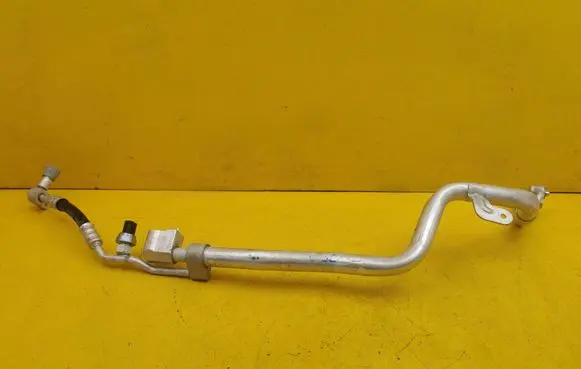BMW 5 G30 G31 G38 Air conditioning (A/C) pipe/hose 9324796