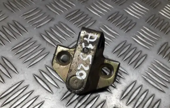 Ford Focus Front door lock loop/hook striker 98bgf21982af 98bg-f21982-af