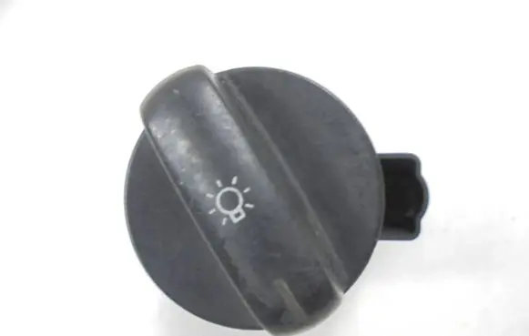 BMW 5 E39 Light switch 8363683