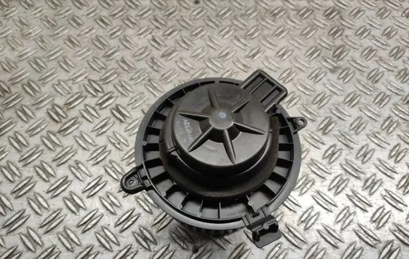 Suzuki SX4 Heater fan/blower 7415062JA0
