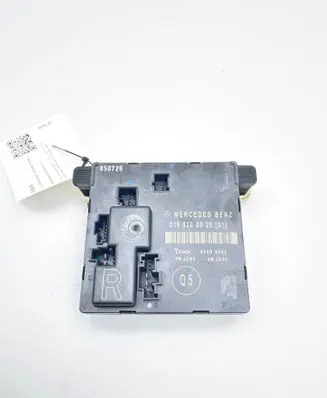 Mercedes-Benz CLS C219 Door control unit/module 219820032601