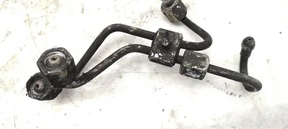 Aixam City I Fuel injector supply line/pipe 