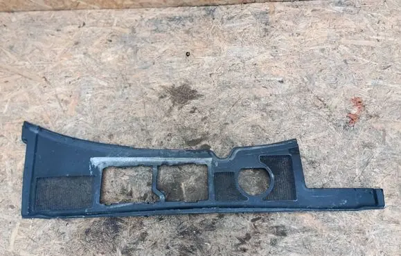 Audi A4 S4 B7 8E 8H Wiper trim 8E1819417B