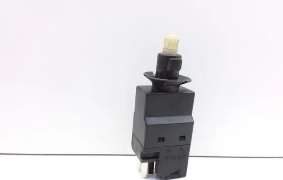 Mercedes-Benz E W210 Brake pedal sensor switch 0015450109