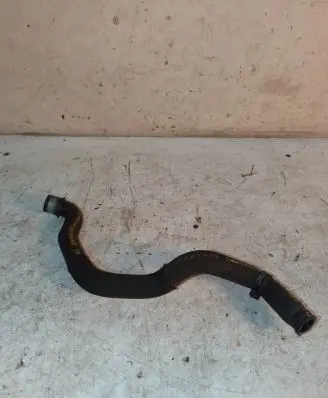 Mercedes-Benz C AMG W204 Engine coolant pipe/hose A2045017182