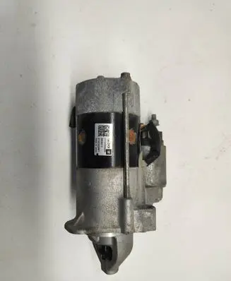 Chevrolet Camaro Starter motor 12652436 695085118 111010000000X