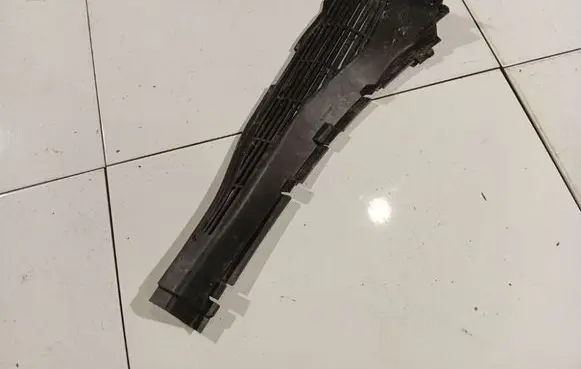 Volkswagen Caddy Wiper trim 6K1819413