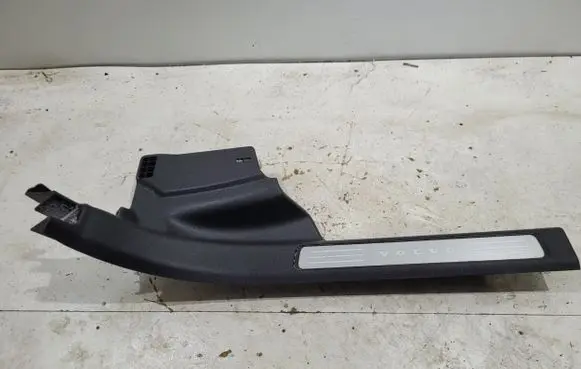 Volvo S90, V90 Rear sill trim cover 39841677