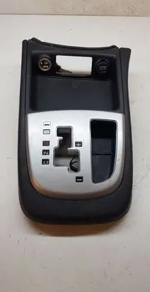 Hyundai Santa Fe Gear shifter surround trim plastic 846912B000 846512B000