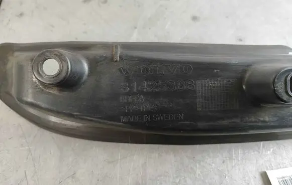Volvo XC60 Fender end trim 31425388 32244541