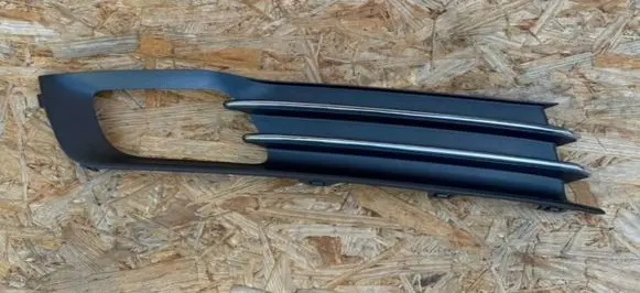 Volvo S80 Front fog light trim/grill 31323995