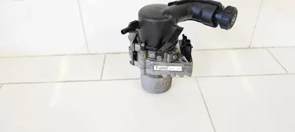 Peugeot 508 Power steering pump 9676154180 A5101675