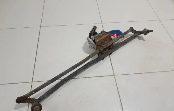 Iveco Daily 35.8 - 9 Front wiper linkage NOCODE