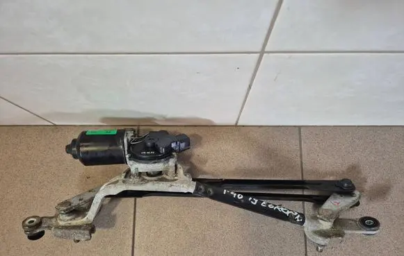 Hyundai i40 Front wiper linkage and motor 981003Z000