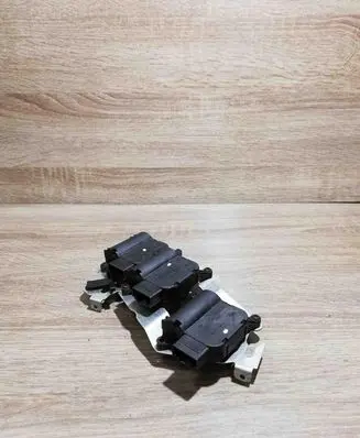 Audi Q7 4L Air flap motor/actuator 7L0815123