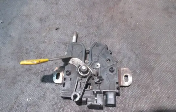 Ford Mondeo MK IV Engine bonnet/hood lock/catch 