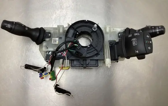 Renault Laguna III Steering angle sensor 7W00634830 255670001RE 0122
