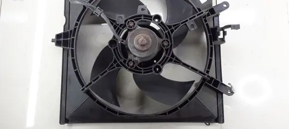 Mitsubishi Carisma Fan set 8240174