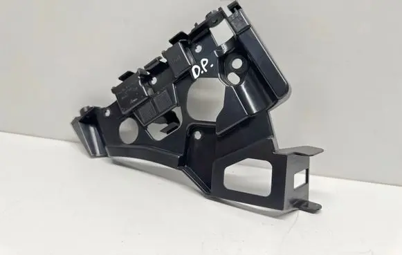 Front bumper mounting bracket