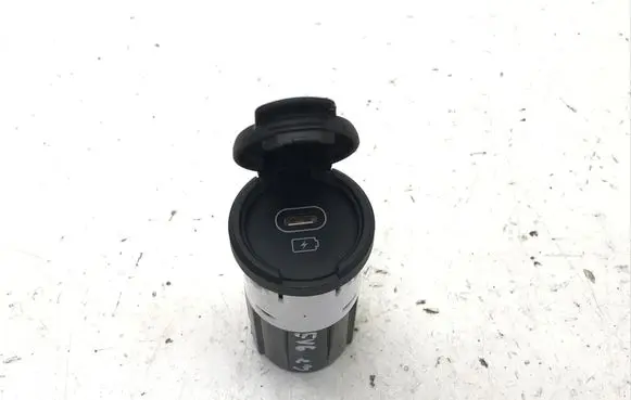 KIA EV6 USB socket connector 96125CV010
