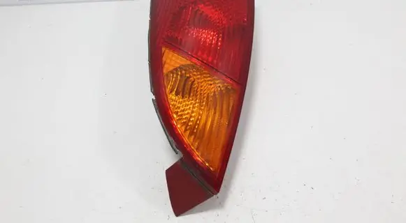 Ford Focus Rear/tail lights XS4X13405AC 0374D XS4113405A