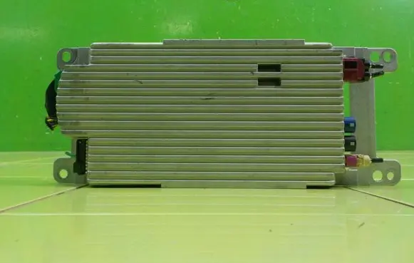 BMW 3 E90 E91 Central body control module B015849