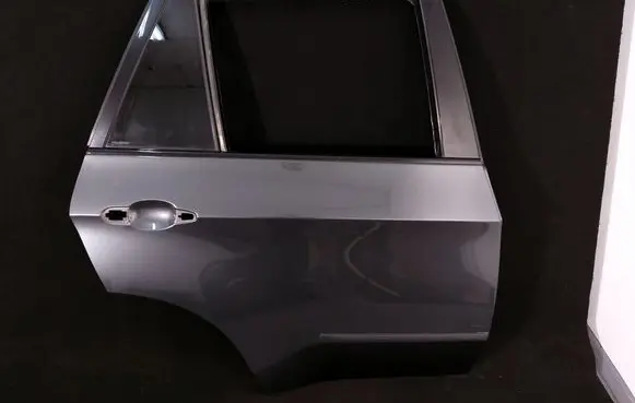 Rear door
