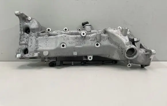 Mercedes-Benz CLS C218 X218 Intake manifold LF00075 00058423