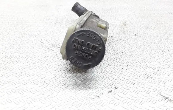 Mazda 3 I Power steering fluid tank/reservoir