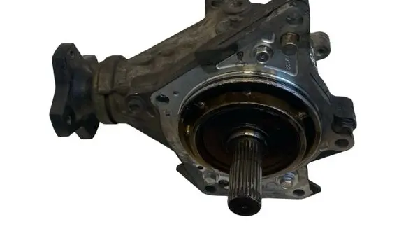 Nissan Qashqai+2 Gearbox transfer box case 