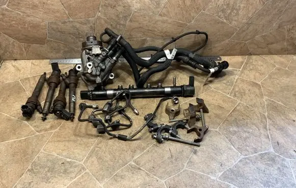 BMW 1 F20 F21 Fuel injection system set 7823452