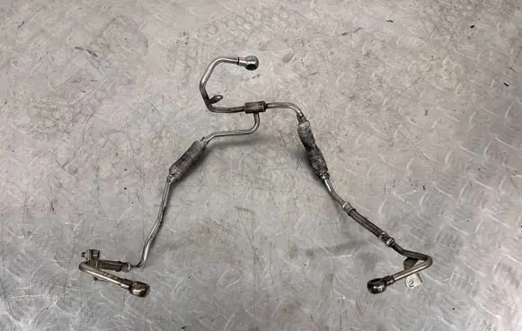 BMW X5M E70 Fuel line/pipe/hose 