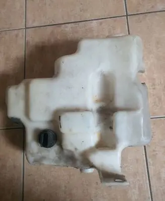 Volkswagen Bora Windshield washer fluid reservoir/tank 1J0955453d