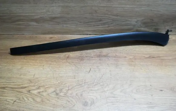 Windshield trim