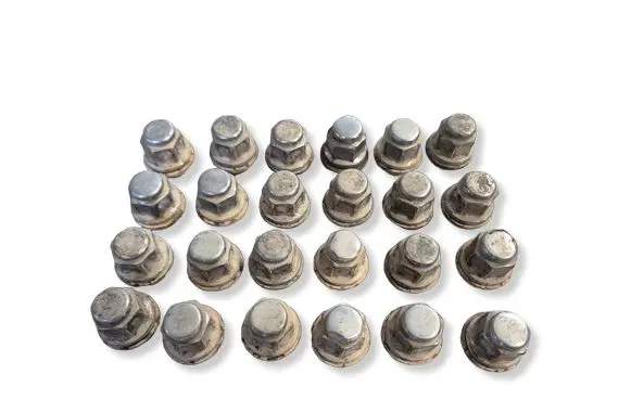 Mitsubishi Pajero Sport I Nuts/bolts 
